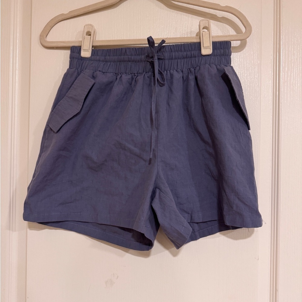 NWOT Cozy Co. grayish blue shorts​​
